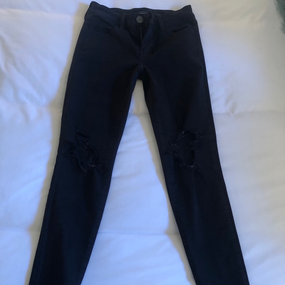Black ripped American Eagle Jeans